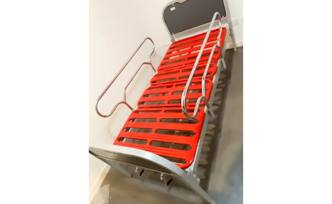 Alquiler de Camas Ortopédicas Manuales